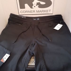 New mens izod comfort Stretch shorts size 32